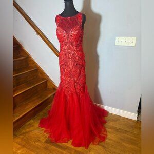 Terani Couture Red embroidered lace and embellished dress with open back size 4